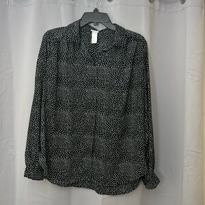 H&M Black and White Polka-dot Long Sleeve Button Down Blouse. Size 12.